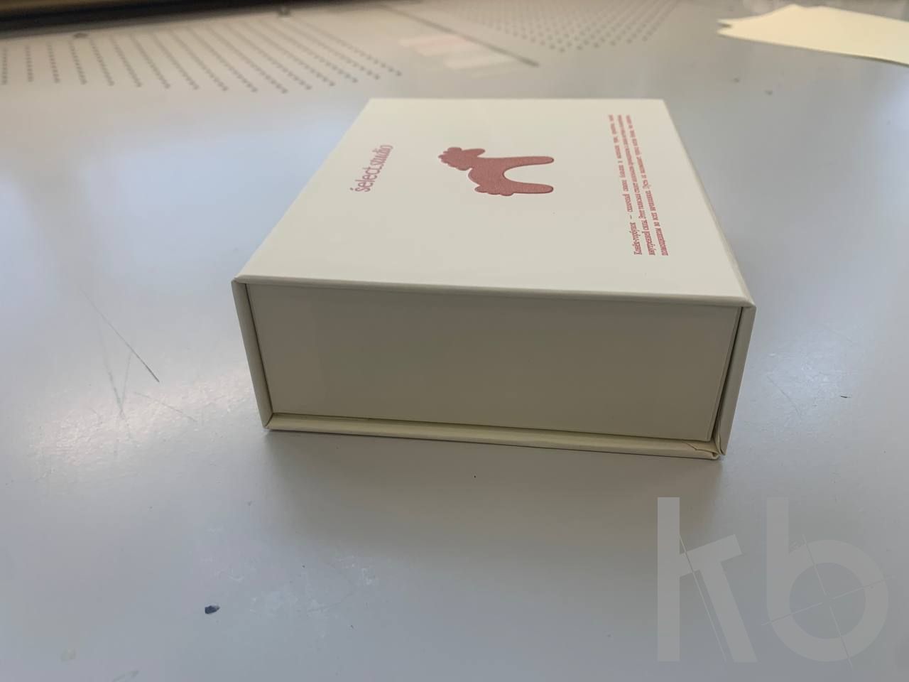 Коробка на магнитном клапане 