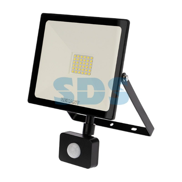 Прожектор светодиодный с датчиком движения 50 Вт 200–260В IP44 4000 лм 6500 K холодный свет REXANT