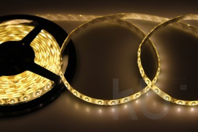 LED лента силикон, 8 мм, IP65, SMD 2835, 60 LED/m, 12 V, цвет свечения теплый белый